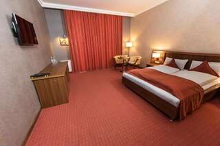 Отель Amberd Hotel Бюракан Двухместный номер Делюкс с 1 кроватью и видом на Арарат-6