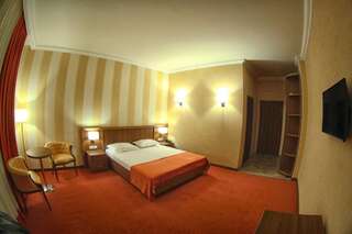 Отель Amberd Hotel Бюракан Двухместный номер Делюкс с 1 кроватью и видом на Арарат-19