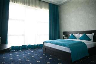 Отель Amberd Hotel Бюракан Двухместный номер Делюкс с 1 кроватью и видом на Арарат-21